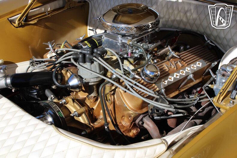 1957 Ford Thunderbird