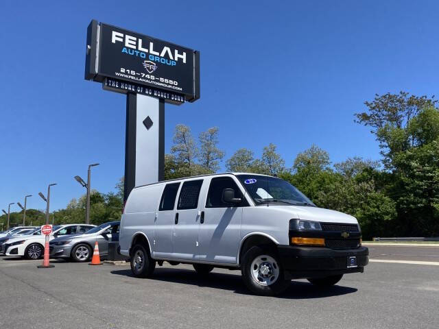 2022 Chevrolet Express 2500