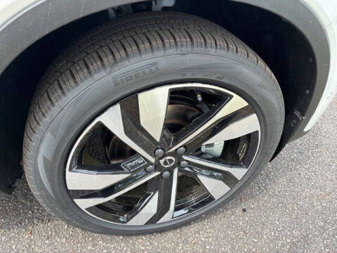 2026 Volvo XC40 B5 Ultra