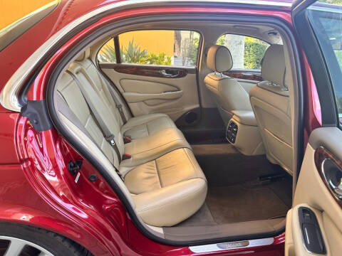 2008 Jaguar XJ-Series XJ8 L