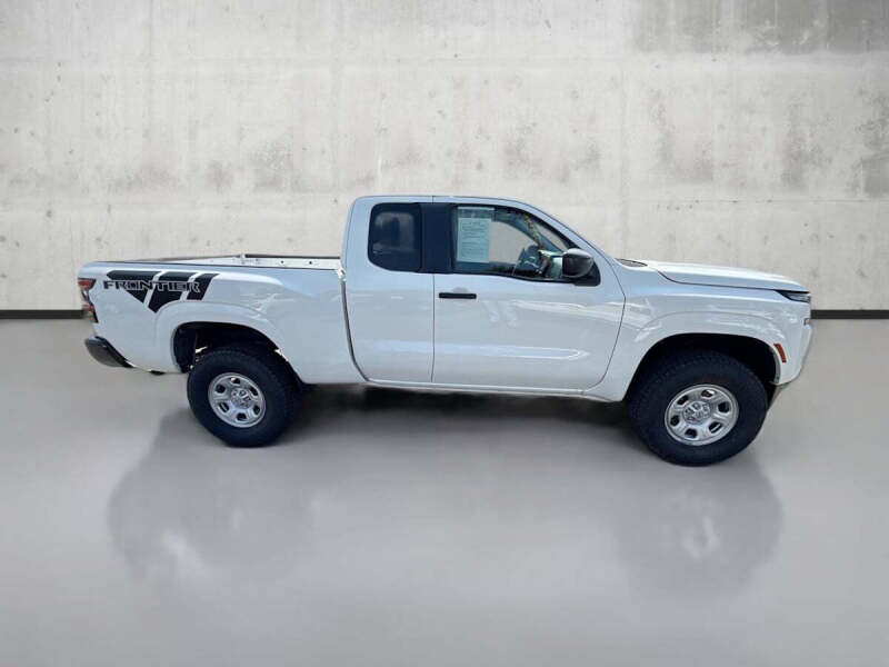 2023 Nissan Frontier S