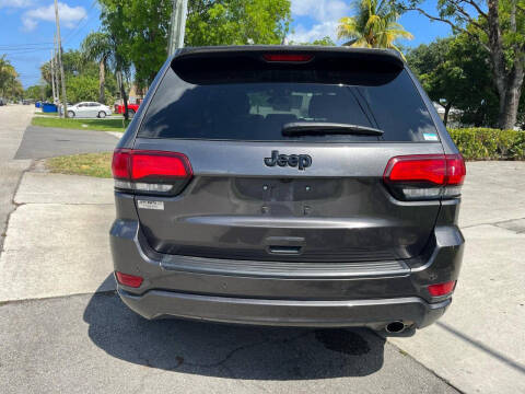 2021 Jeep Grand Cherokee Laredo E