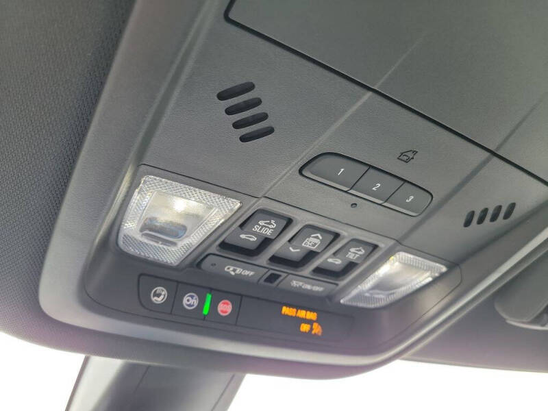 2024 Buick Enclave Essence