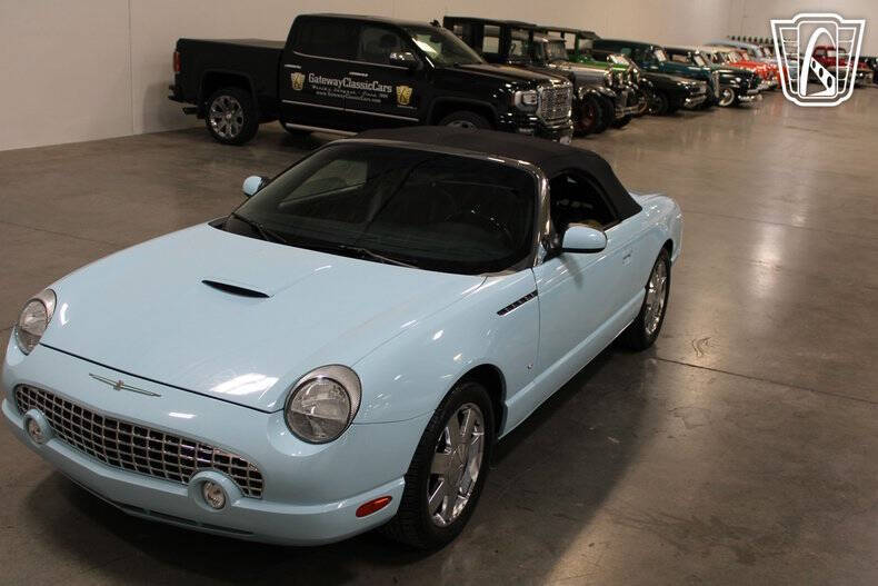 2003 Ford Thunderbird