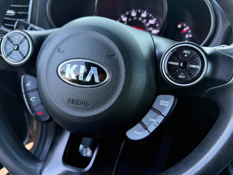 2017 Kia Soul +