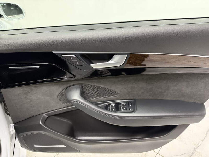 2016 Audi A8 L 4.0T quattro Sport