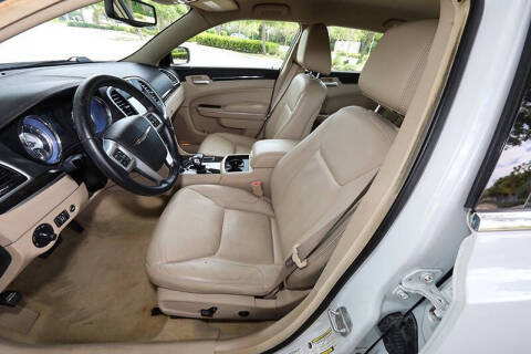 2013 Chrysler 300