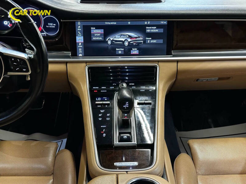 2018 Porsche Panamera Turbo