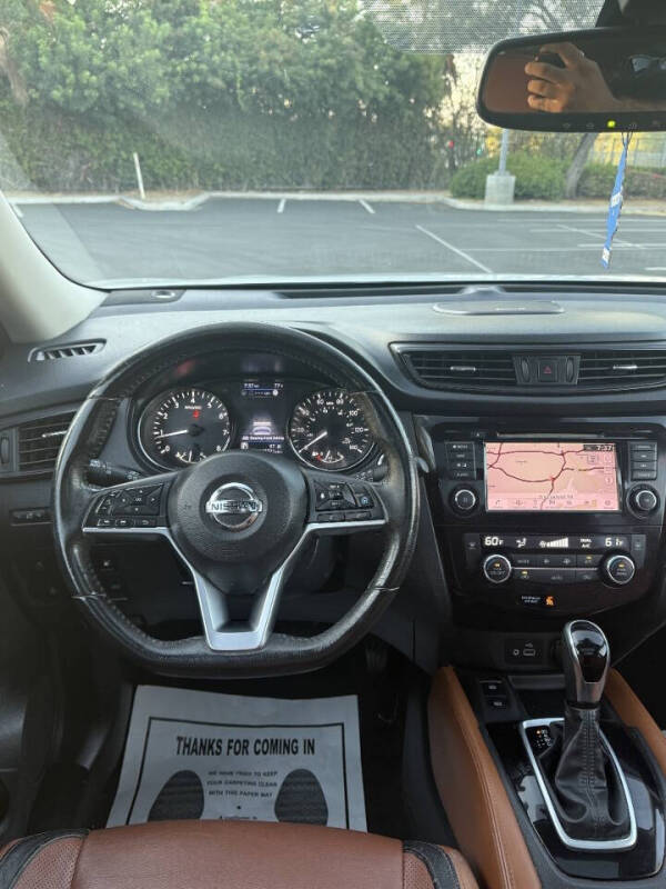 2018 Nissan Rogue SL