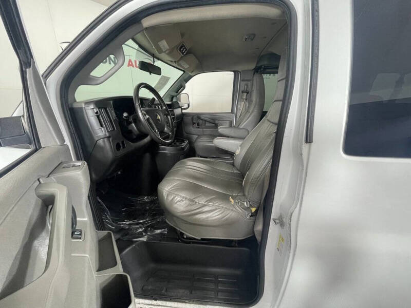 2016 Chevrolet Express LS 2500