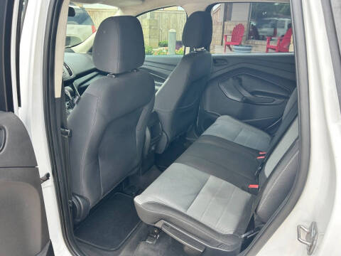 2016 Ford Escape S