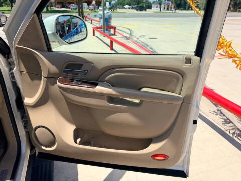 2012 Cadillac Escalade Luxury