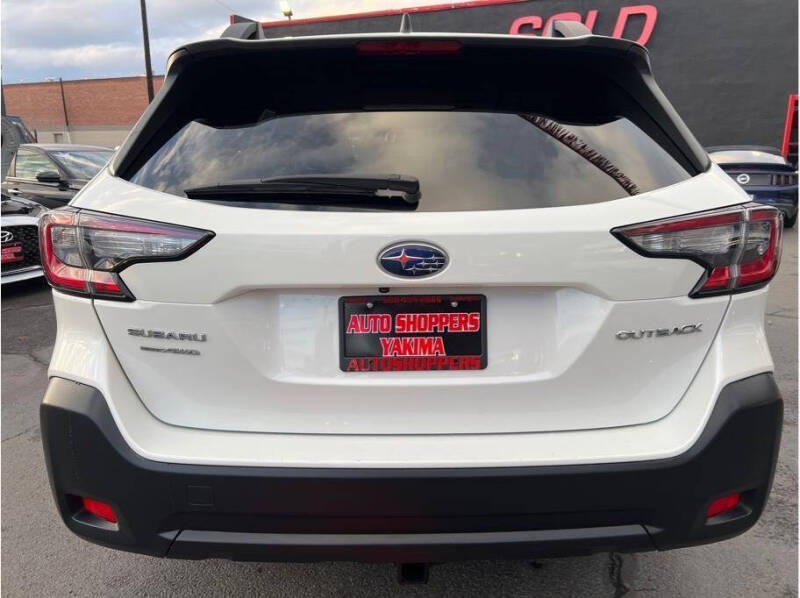 2023 Subaru Outback Premium