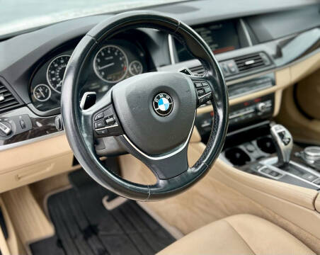 2016 BMW 5 Series 528i