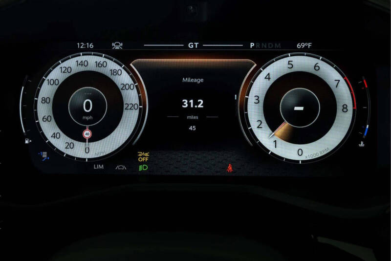 2026 Aston Martin DBX 707