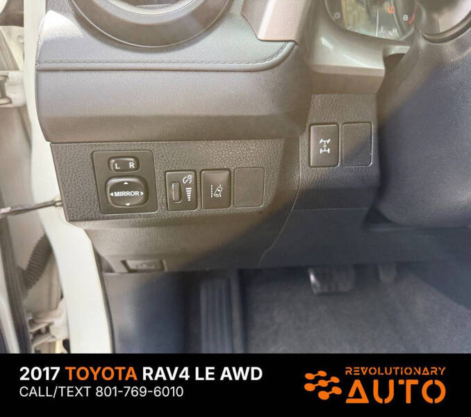 2017 Toyota RAV4 LE