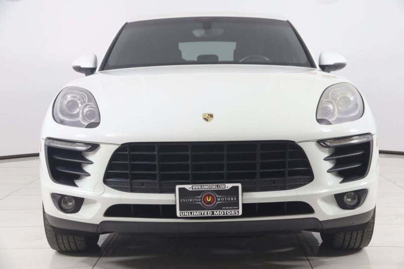 2015 Porsche Macan S
