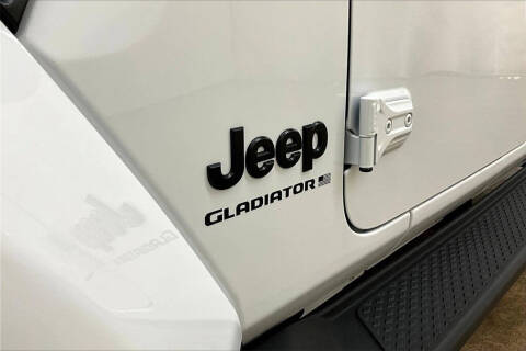 2025 Jeep Gladiator High Tide