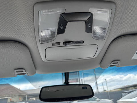 2015 Toyota Sienna LE 7-Passenger Auto Access Seat