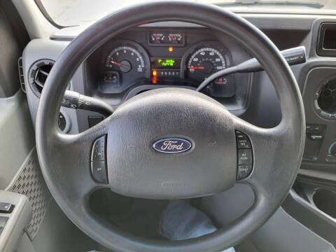 2014 Ford E-Series E-250