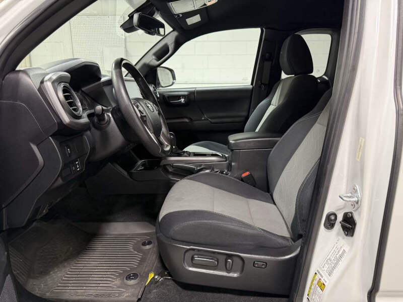 2022 Toyota Tacoma TRD Sport