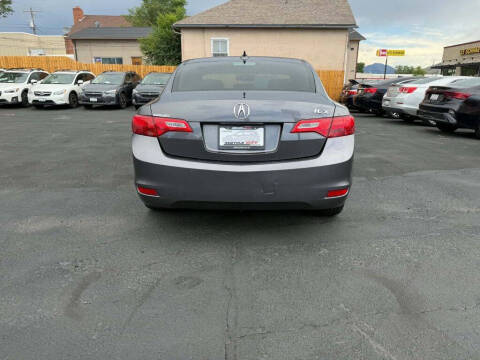 2015 Acura ILX 2.0L w/Tech