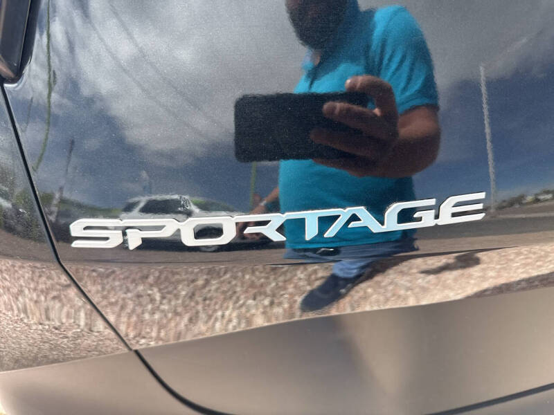 2023 Kia Sportage LX