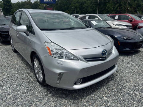 2014 Toyota Prius v Five