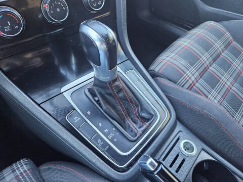 2016 Volkswagen Golf GTI S