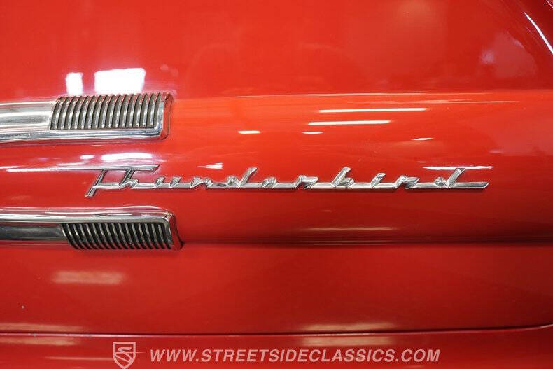 1959 Ford Thunderbird