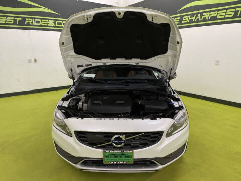 2018 Volvo V60 Cross Country T5 Premier