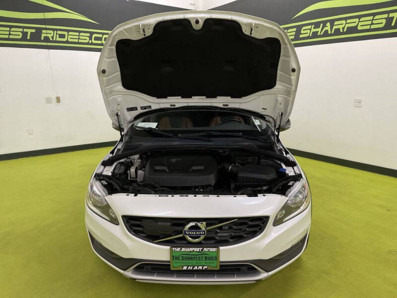 2018 Volvo V60 Cross Country T5 Premier