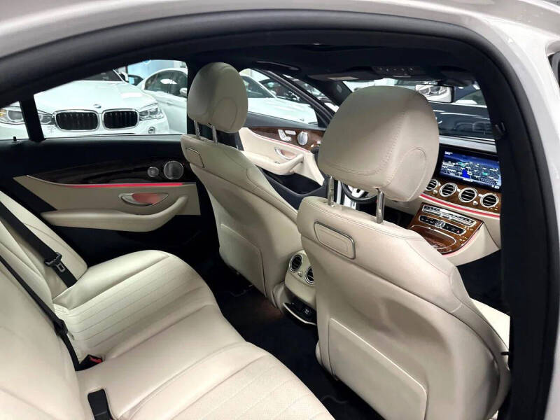 2019 Mercedes-Benz E-Class E 300 4MATIC