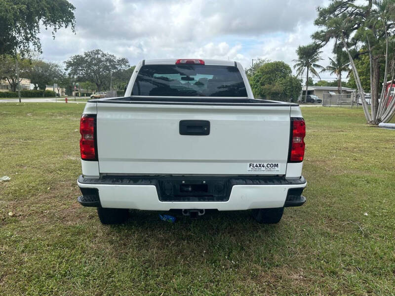 2018 Chevrolet Silverado 1500 Custom