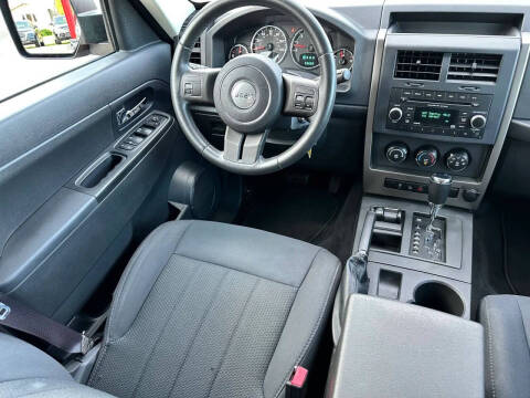 2012 Jeep Liberty Sport