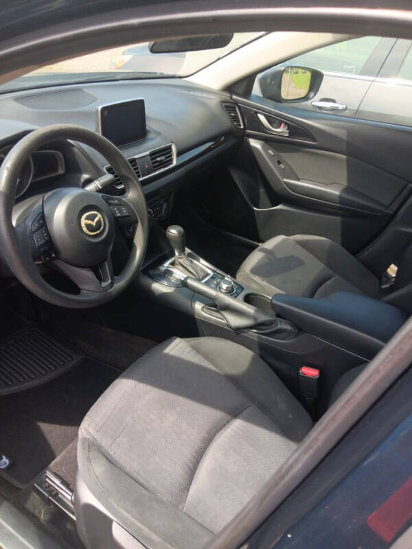 2016 Mazda MAZDA3 i Sport