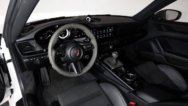 2023 Porsche 911 Carrera T