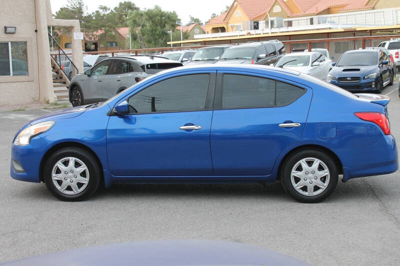 2015 Nissan Versa 1.6 SV