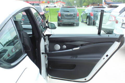 2013 BMW 5 Series 550i xDrive Gran Turismo