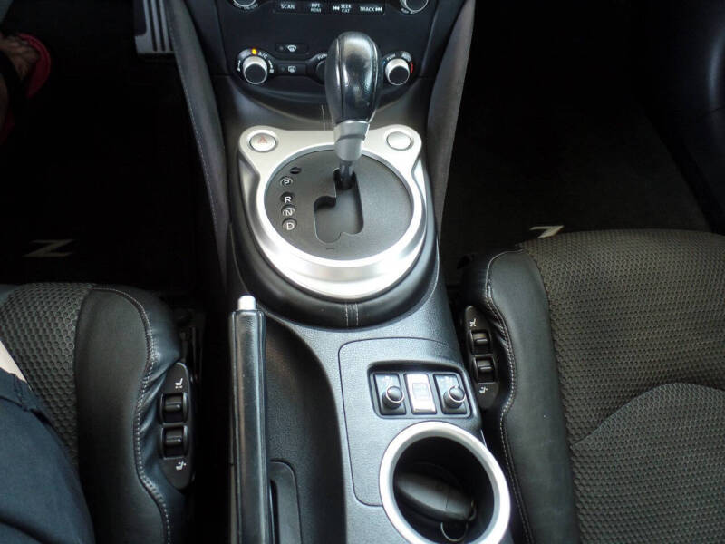 2016 Nissan 370Z Roadster Touring