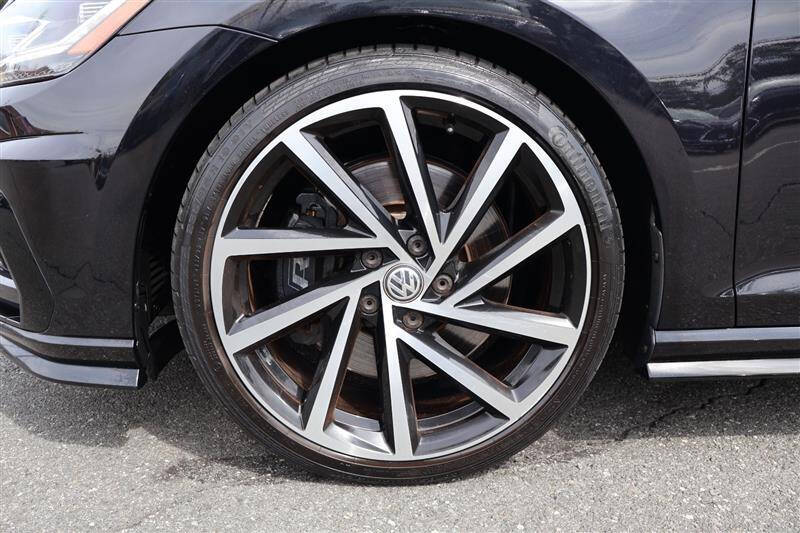 2019 Volkswagen Golf R 4Motion