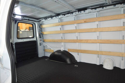 2024 Chevrolet Express 2500