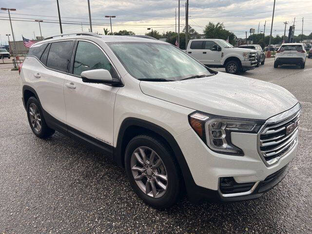 2024 GMC Terrain SLT