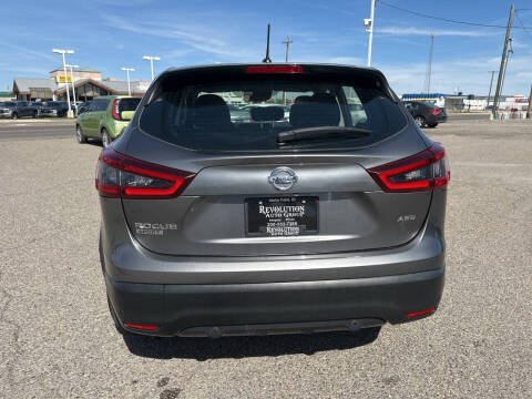 2020 Nissan Rogue Sport SV