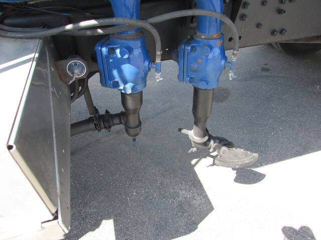 2002 Sterling M8500 Acterra