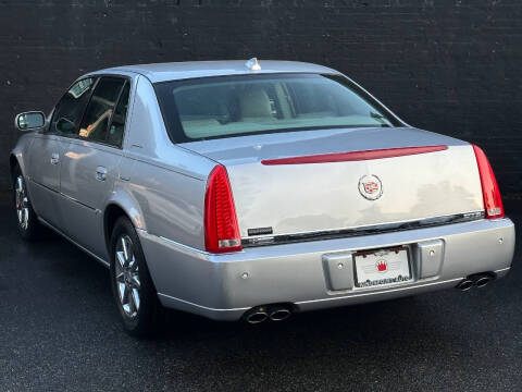 2010 Cadillac DTS Luxury Collection