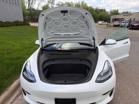2022 Tesla Model 3 Long Range
