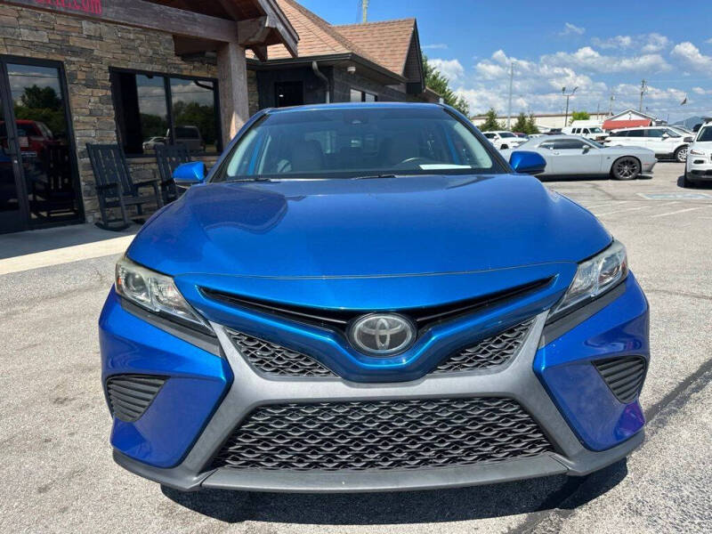 2019 Toyota Camry SE