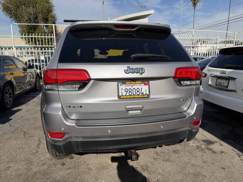 2017 Jeep Grand Cherokee Laredo
