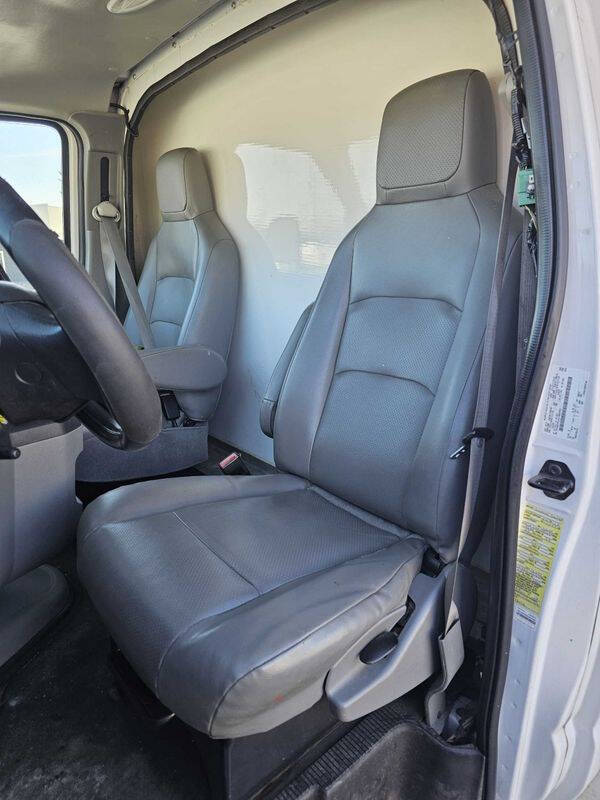 2012 Ford E-Series